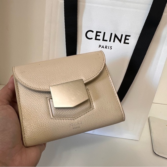 💎Authentic Celine Trotteur flap neutral leather wallet with shopping bag - Picture 13 of 16